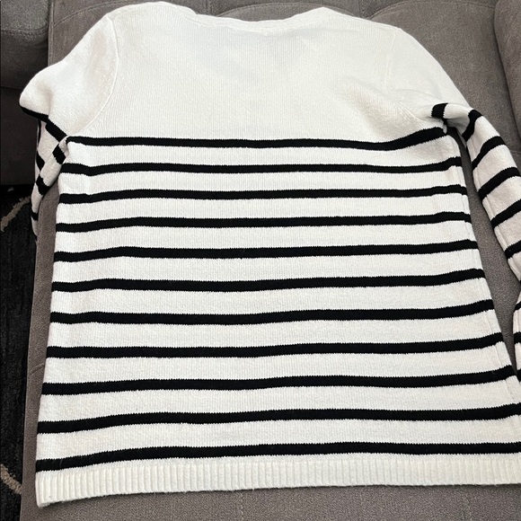 Calvin Klein Women's Black and White Striped Sweater - Picture 6 of 11